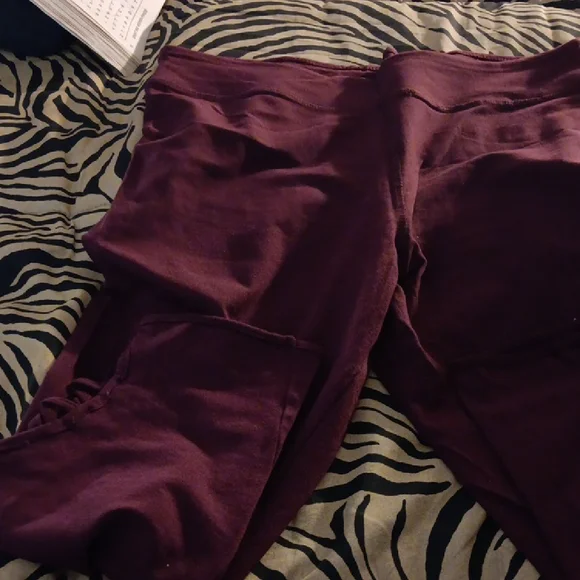 Burgundy Leggings - Picture 2 of 5
